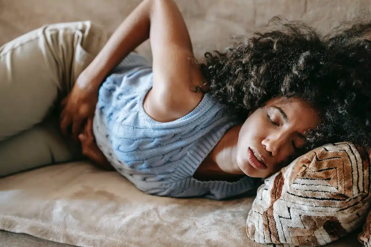 femme  douleur